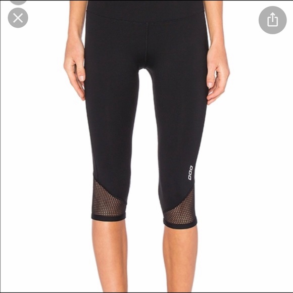Lorna Jane mesh crop leggings - Picture 4 of 4